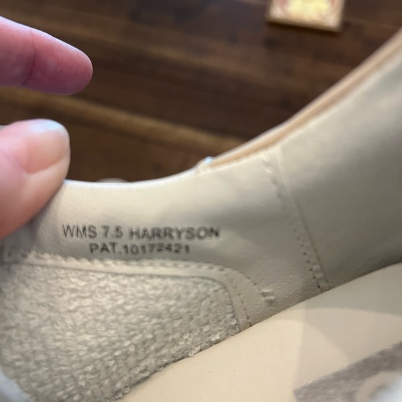 Dolce Vita sneakers size 7.5 - Picture 6 of 7